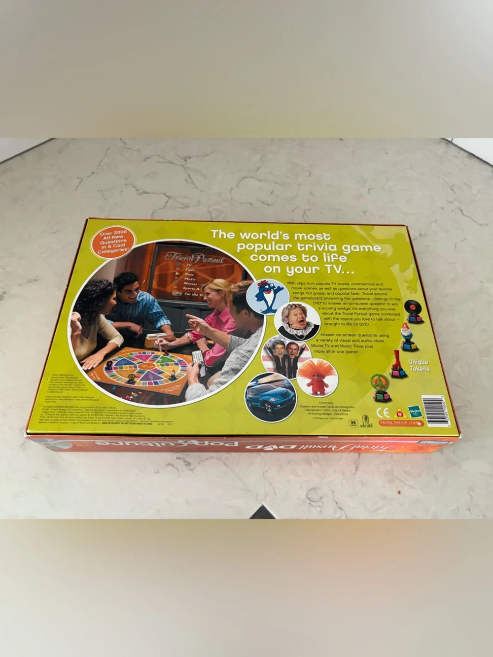 Trivial Pursuit DVD Pop Culture 2 Board Game Parker Brothers Complete w/DVD